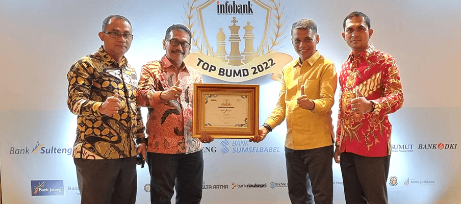 Bank Nagari raih The Best TOP BUMD Award 2022